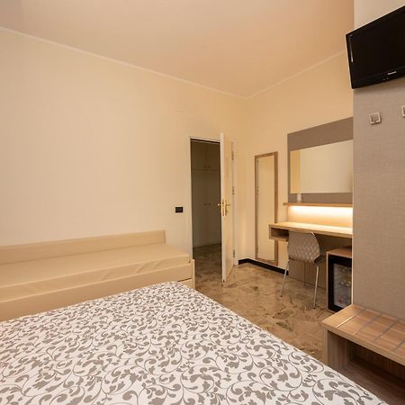 Hotel La Rotonda Cepagatti Экстерьер фото
