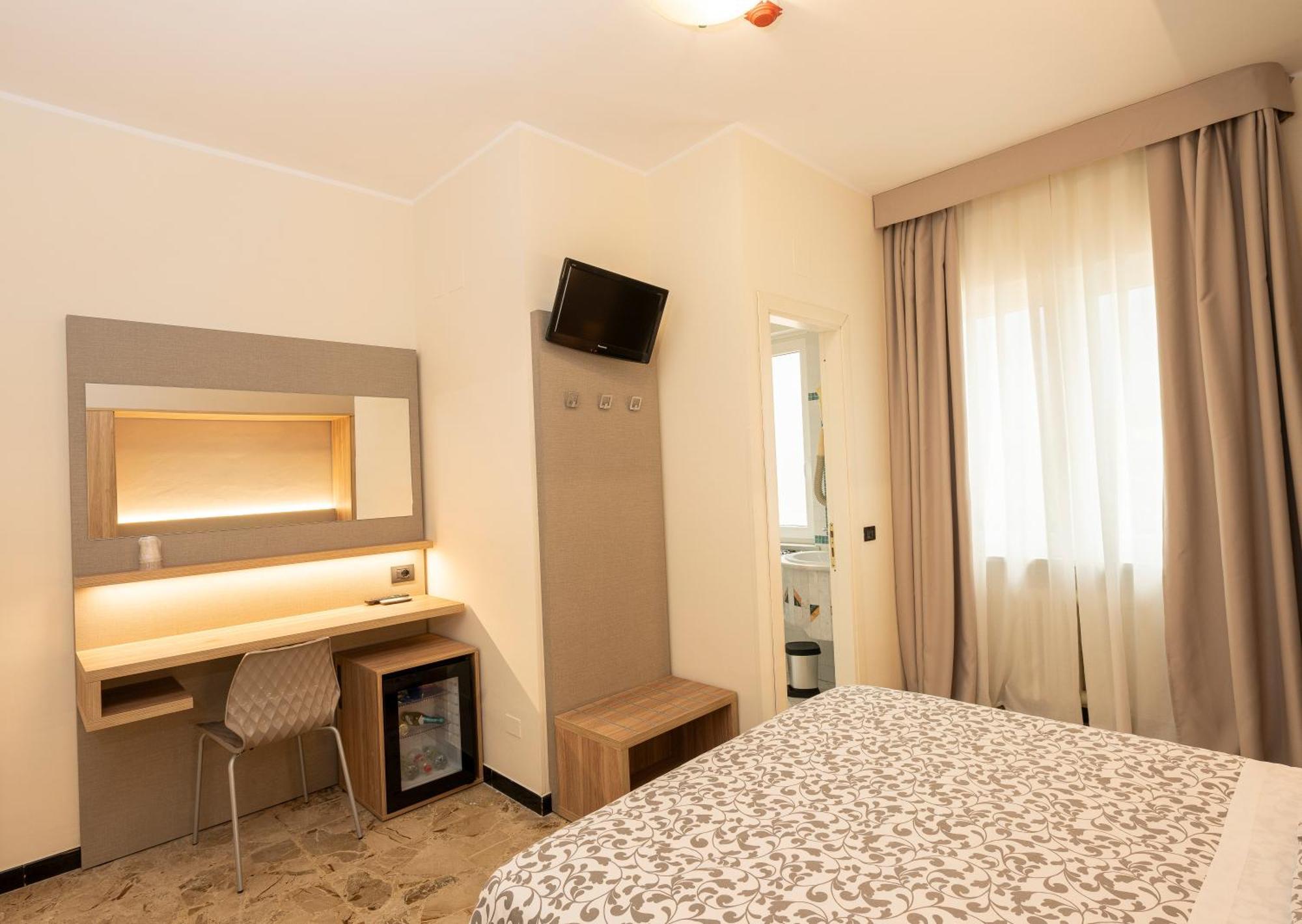 Hotel La Rotonda Cepagatti Экстерьер фото