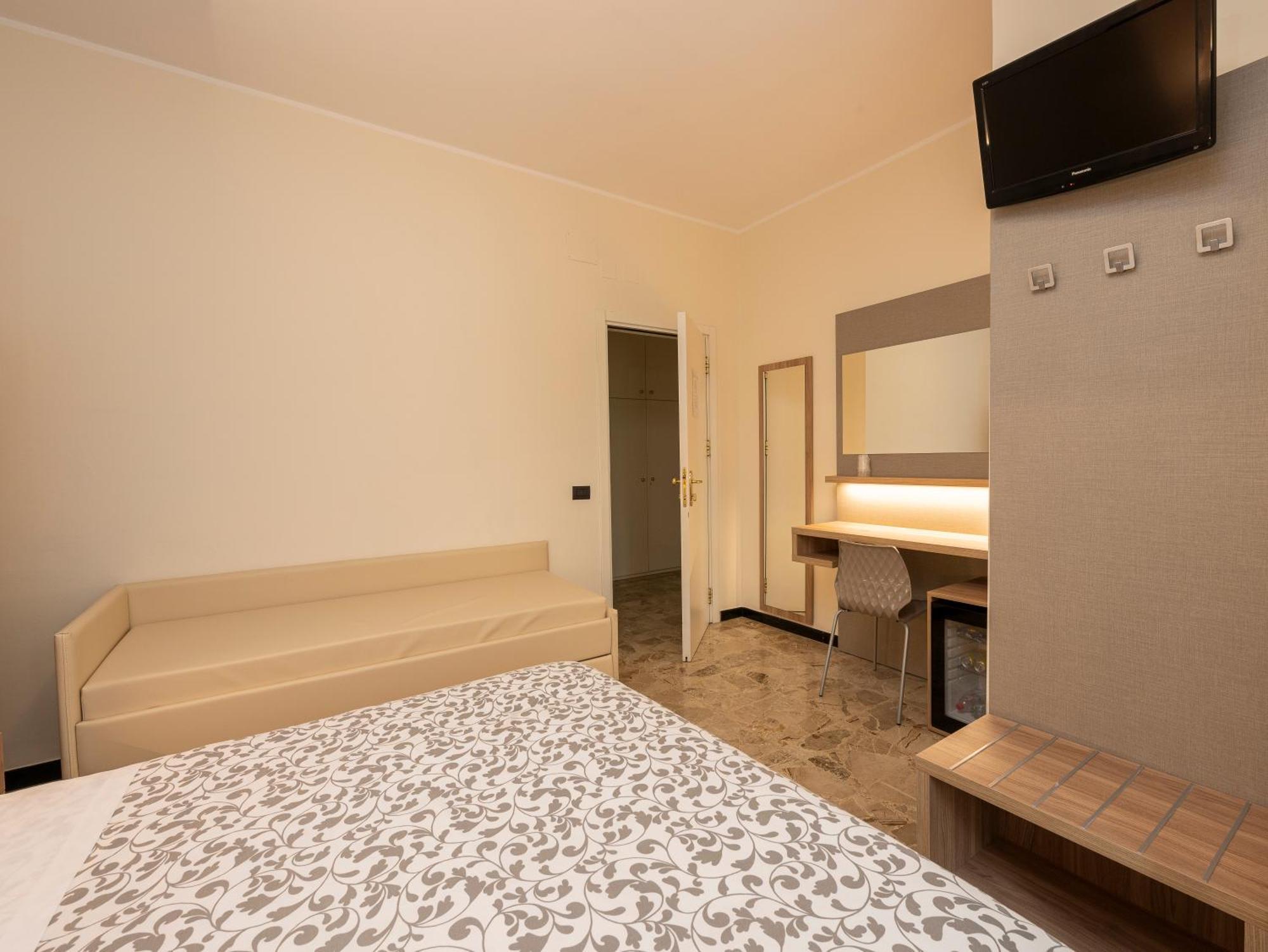 Hotel La Rotonda Cepagatti Экстерьер фото