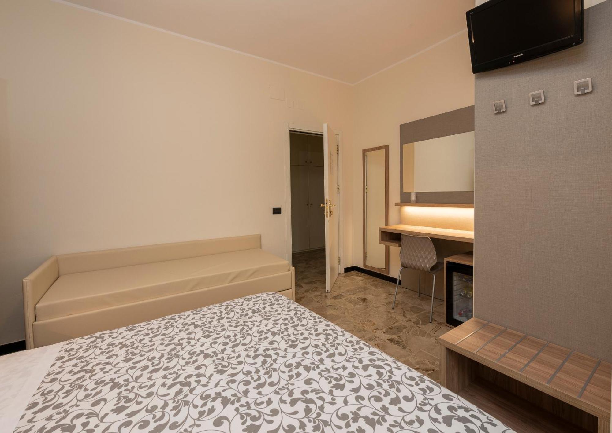 Hotel La Rotonda Cepagatti Экстерьер фото