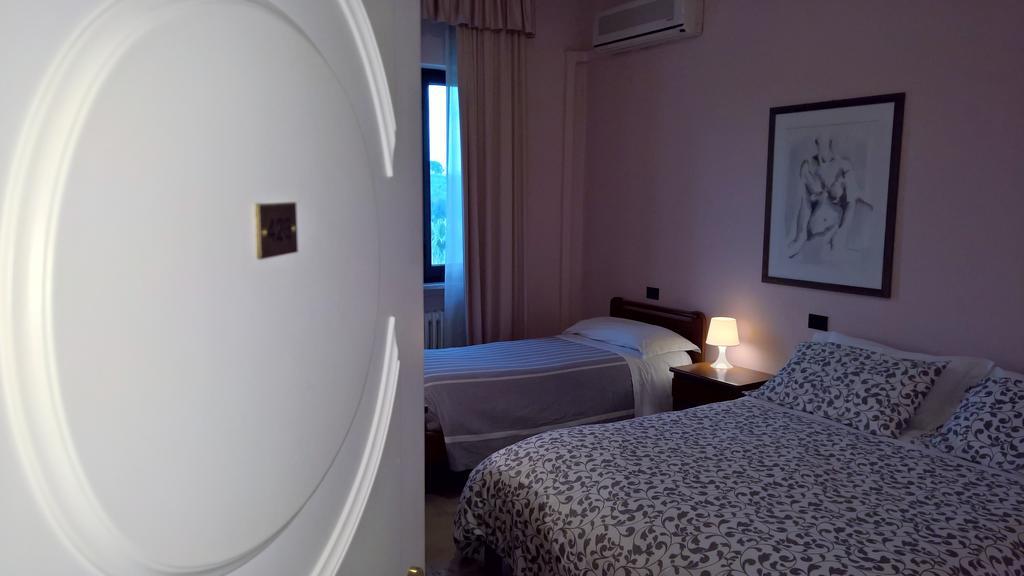 Hotel La Rotonda Cepagatti Экстерьер фото