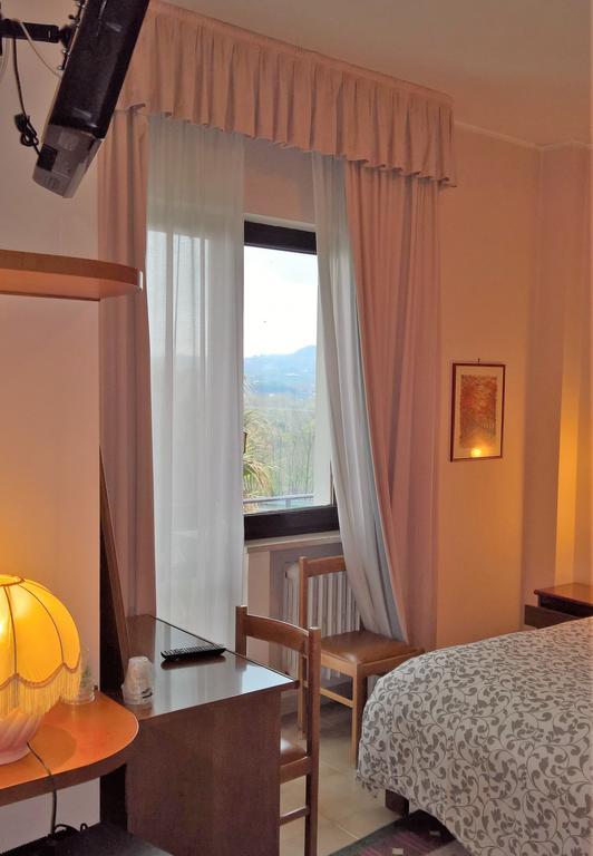 Hotel La Rotonda Cepagatti Экстерьер фото