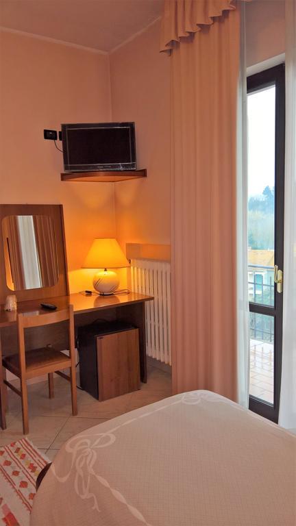 Hotel La Rotonda Cepagatti Экстерьер фото